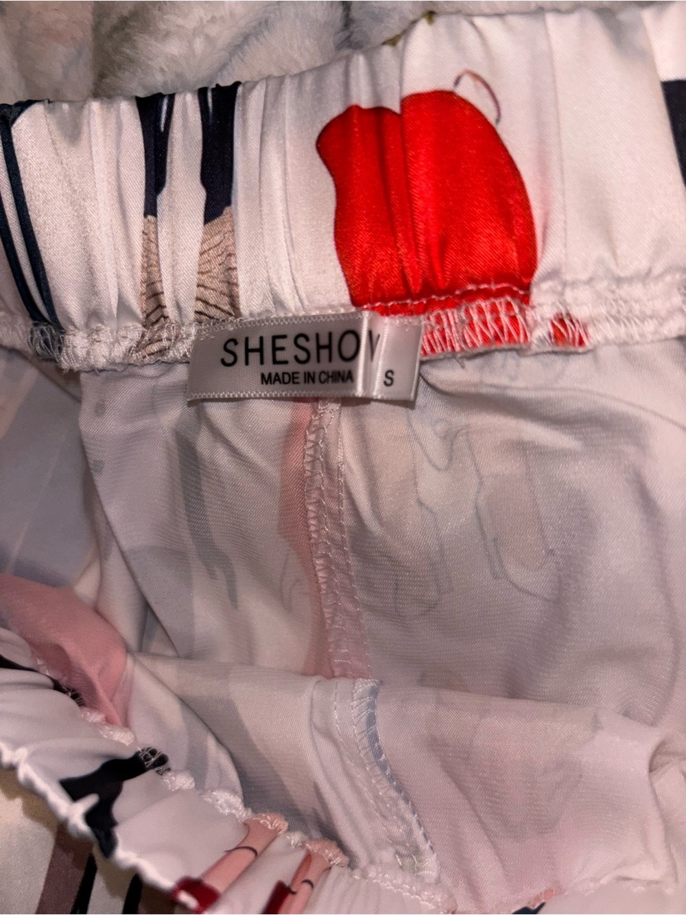 NWT Sheshow Satin Fashion Illustration Pajama Set Long Sleeve Button Up Lounge S - Picture 3 of 4